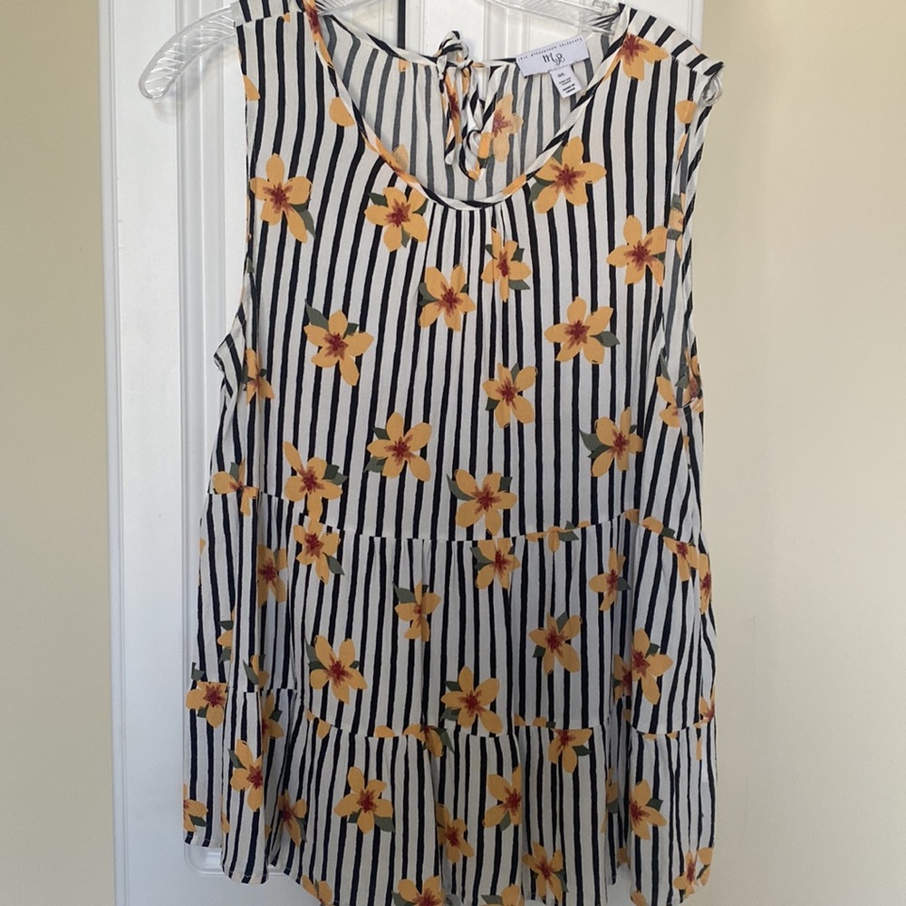 Perfect spring / summer flowy tank!